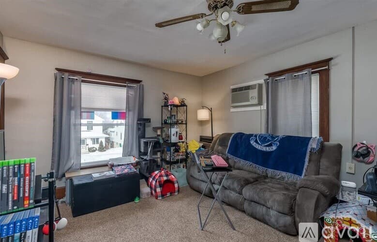 Mankato Apartment: 501 N 5th St