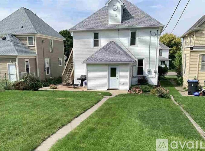 Mankato Apartment: 501 N 5th St