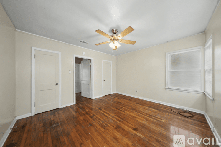 Temple House: 1502 S 7th St