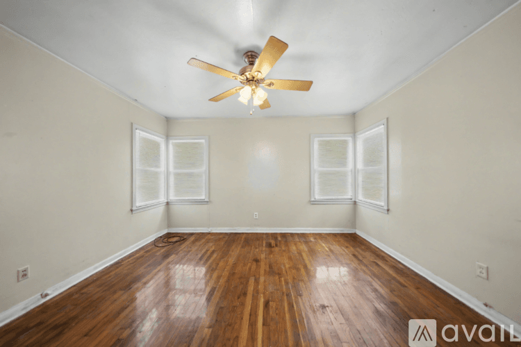 Temple House: 1502 S 7th St