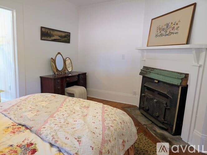 Lakemont House: 10 Oasis Rd