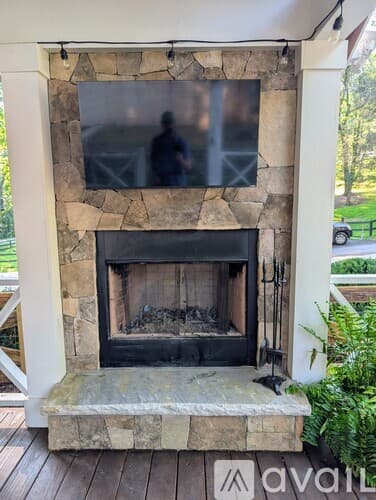Lakemont House: 10 Oasis Rd