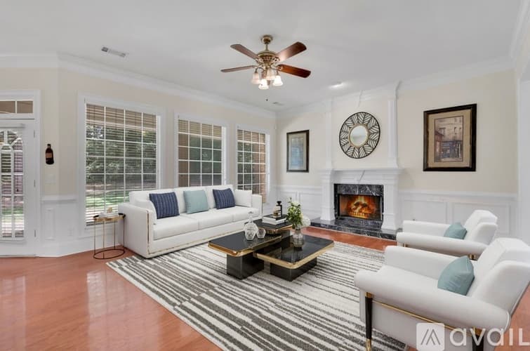 Jonesboro House: 8225 Seven Oaks Drive