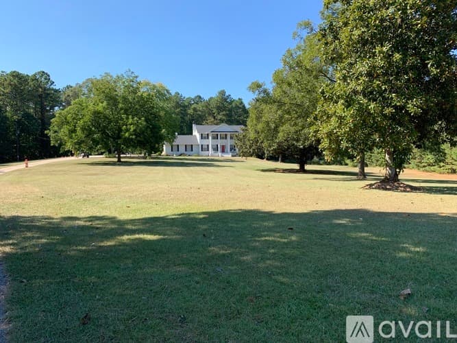 Jonesboro House: 2809 GA 138