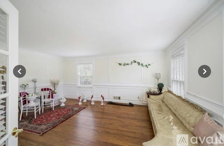 Jonesboro House: 2809 GA 138