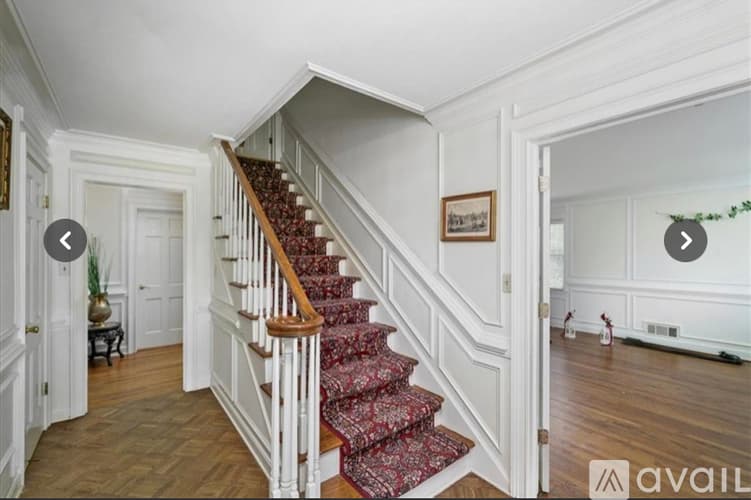 Jonesboro House: 2809 GA 138