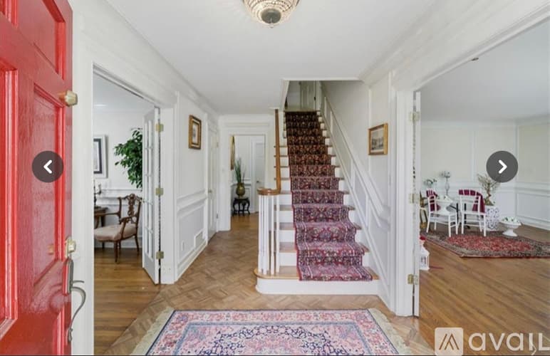 Jonesboro House: 2809 GA 138