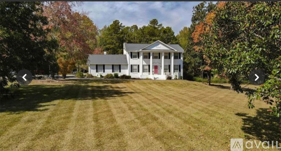Jonesboro House: 2809 GA 138