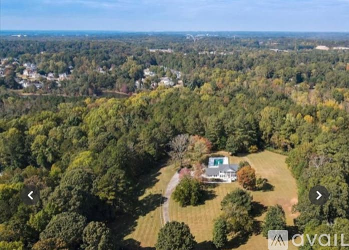 Jonesboro House: 2809 GA 138