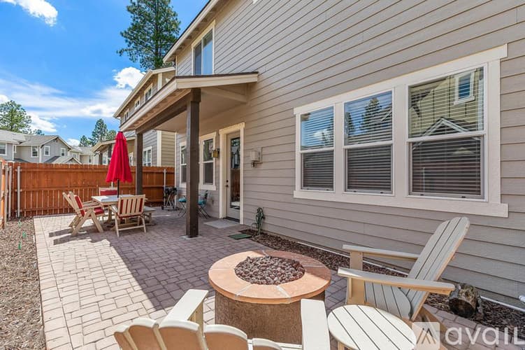 Flagstaff Townhome: 3271 S Burgess Ln