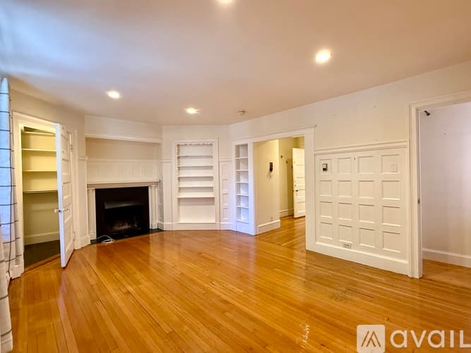 Boston Apartment: 17 Exeter St