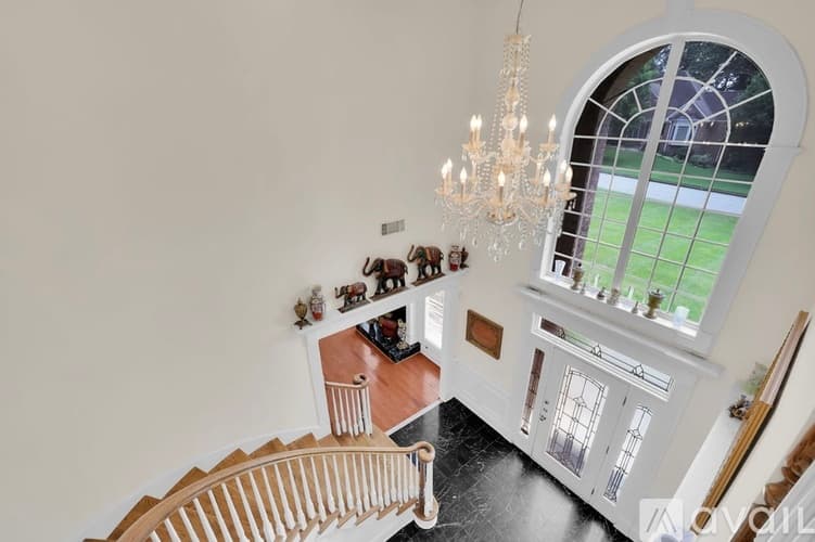 Jonesboro House: 8225 Seven Oaks Drive