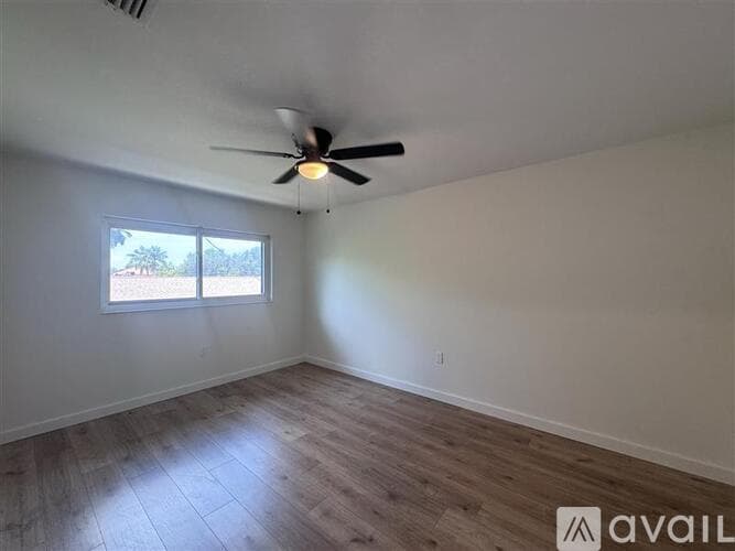 Venice Condo: 1258 Barbara Dr