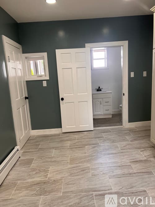 Boston Apartment: 780 Truman Parkway