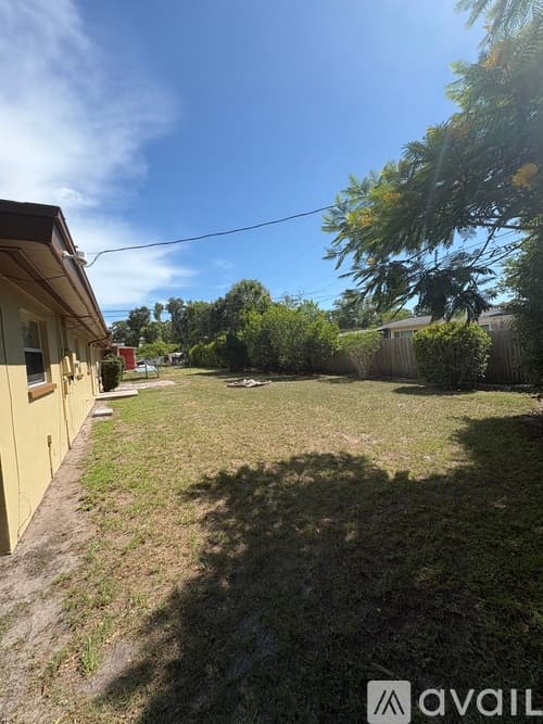 Clearwater House: 1506 Barbara Avenue
