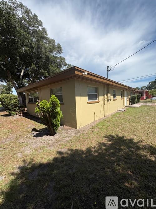 Clearwater House: 1506 Barbara Avenue
