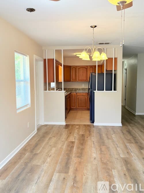 Clearwater House: 1506 Barbara Avenue