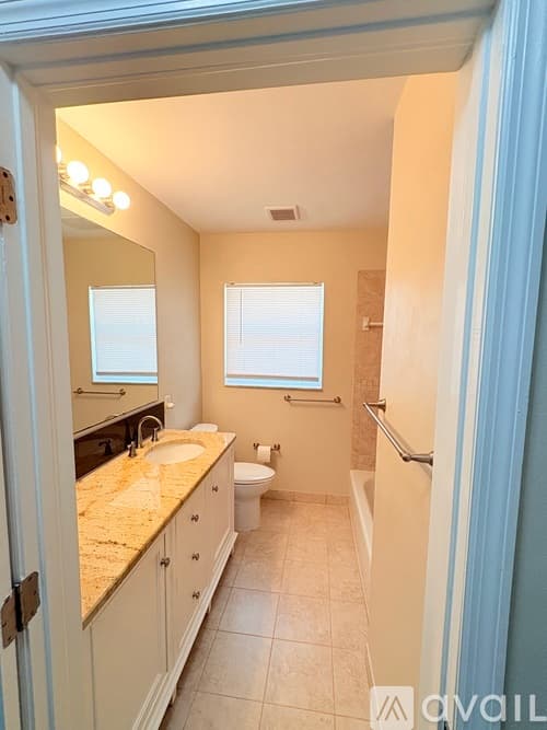 Clearwater House: 1506 Barbara Avenue
