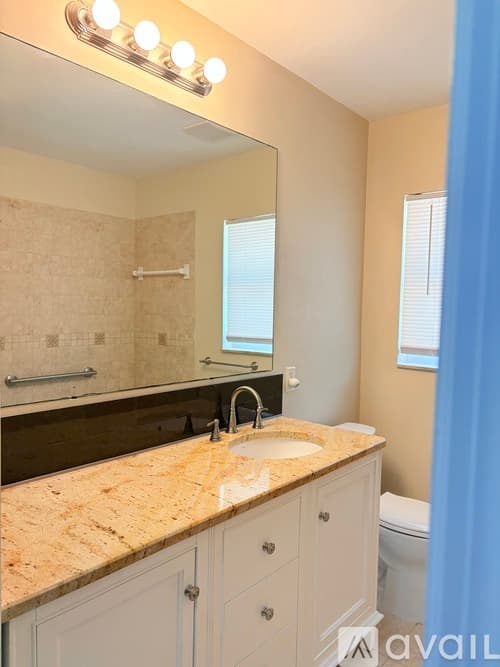 Clearwater House: 1506 Barbara Avenue