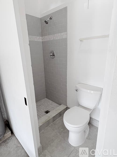 Clearwater House: 1506 Barbara Avenue