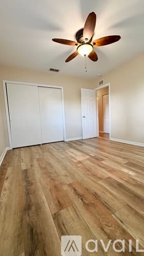 Clearwater House: 1506 Barbara Avenue