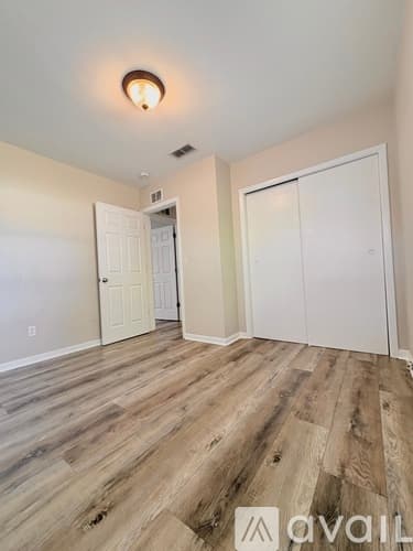 Clearwater House: 1506 Barbara Avenue