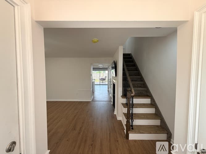 Willingboro House: 2 Radnor Court