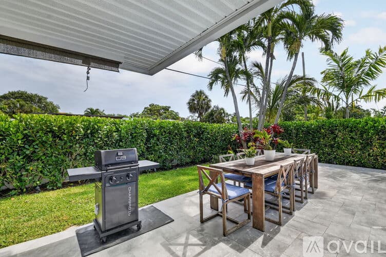 Delray Beach House: 107 Northwest 17th Street