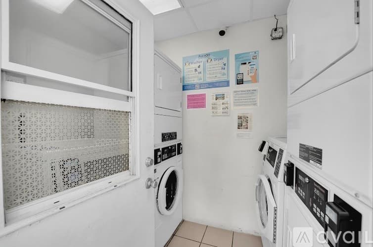 Fort Lauderdale Condo: 2230 Northeast 56th Place