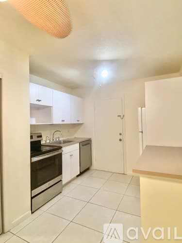 Fort Lauderdale Condo: 2230 Northeast 56th Place