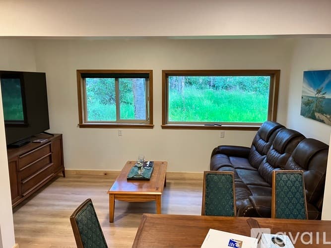 Soldotna House: 35090 Hager Blvd