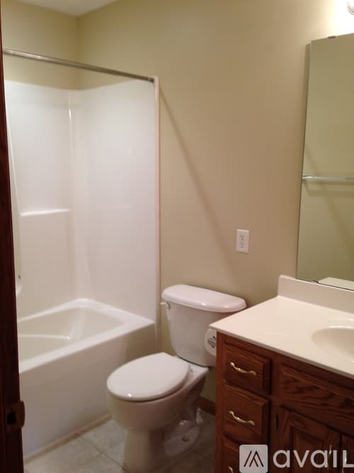 North Mankato Townhome: 2103 Linden Trail
