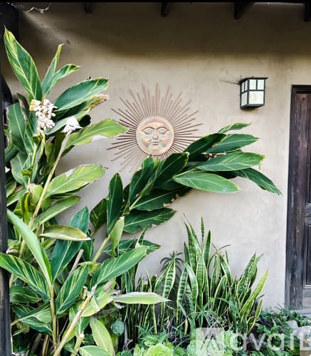 Santa Barbara Apartment: 1122 Palomino Road