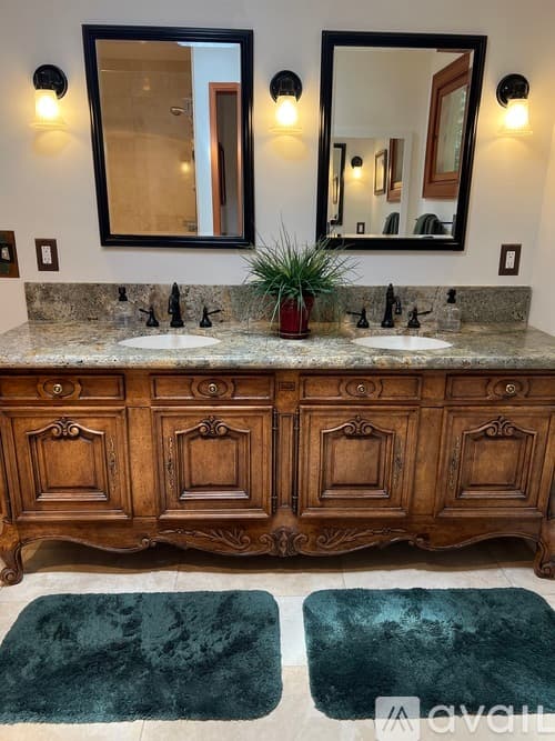 Santa Barbara Apartment: 1122 Palomino Road