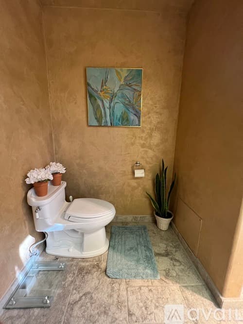 Santa Barbara Apartment: 1122 Palomino Road
