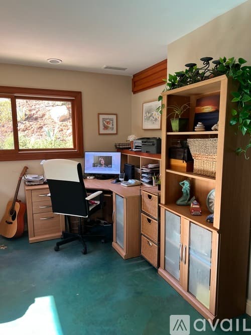 Santa Barbara Apartment: 1122 Palomino Road