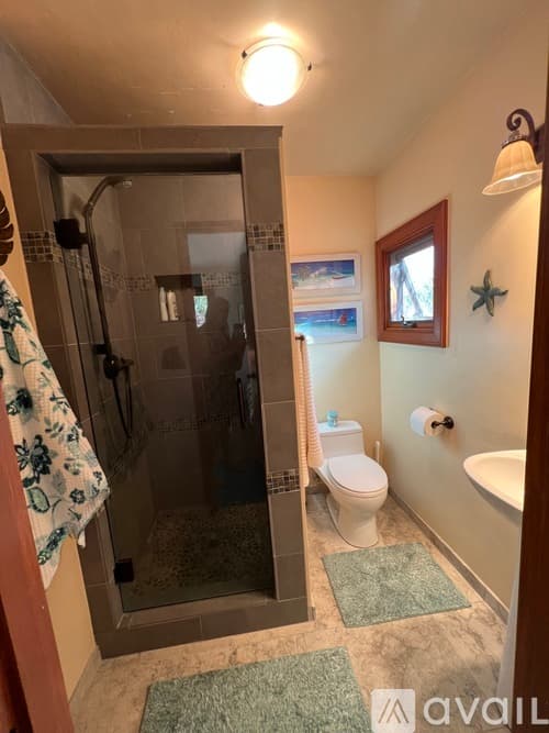 Santa Barbara Apartment: 1122 Palomino Road