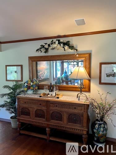 Santa Barbara Apartment: 1122 Palomino Road