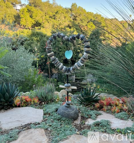 Santa Barbara Apartment: 1122 Palomino Road