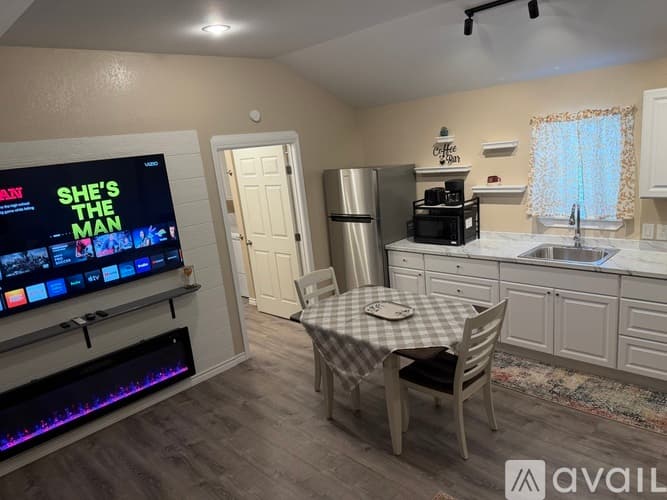 Robstown House: 2021 Co Rd 75