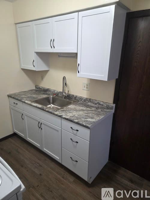 Sparta Apartment: 425 S Thayer St