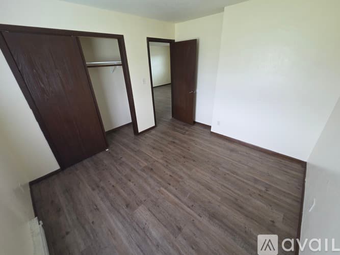 Sparta Apartment: 425 S Thayer St