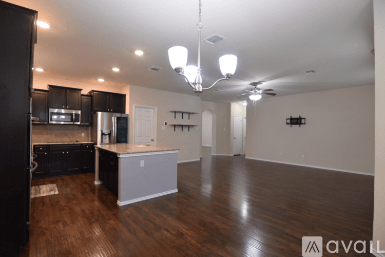 Temple House: 1114 Iron Glen Dr
