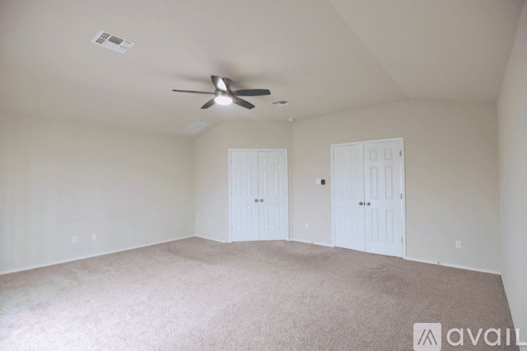 Temple House: 1114 Iron Glen Dr