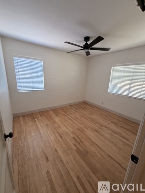 Los Angeles House: 5418 Crebs Avenue