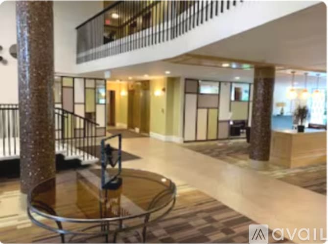 Brookline Apartment: 101 Monmouth St