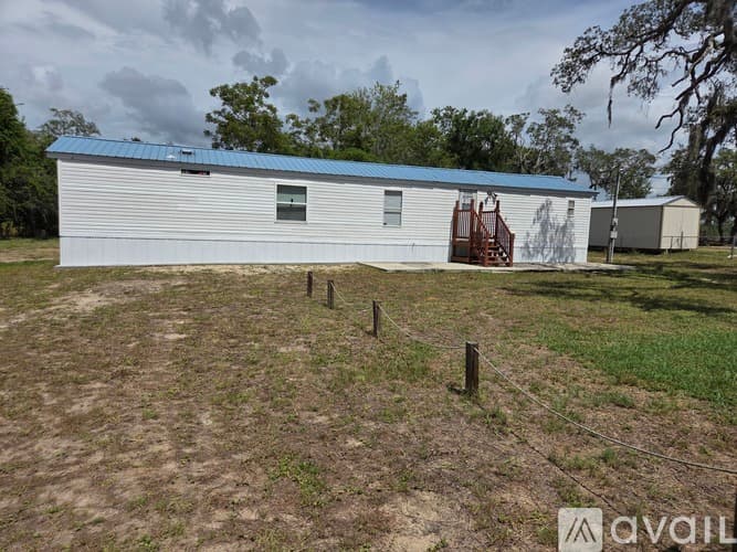 Hudson House: 17014 Meridian Blvd