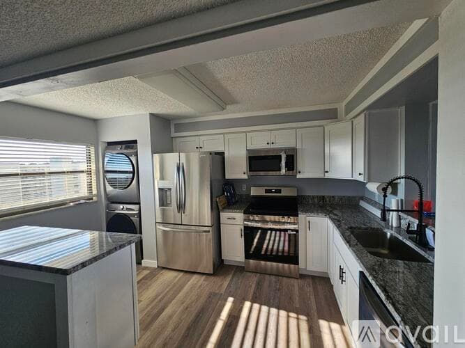 Clearwater Condo: 800 Cove Cay Drive