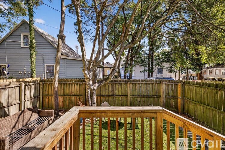 Savannah House: 1404 Barnard St