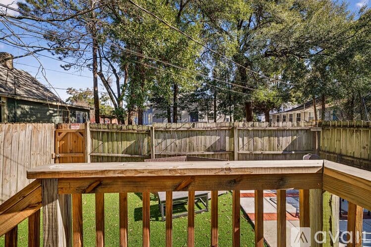Savannah House: 1406 Barnard St